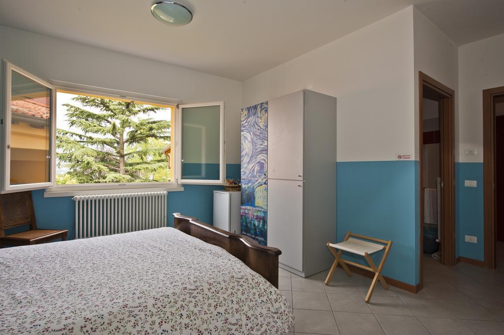Ostello Residenza Molinatto Oggiono Стая снимка