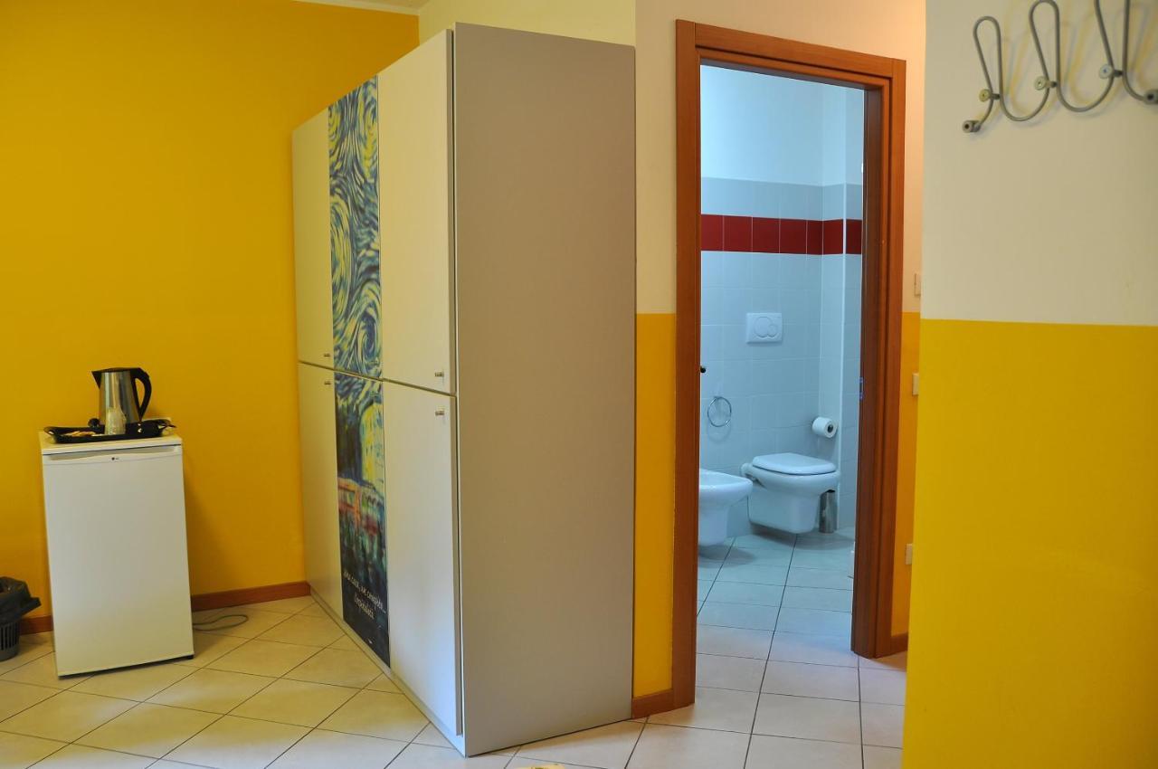 Ostello Residenza Molinatto Oggiono Екстериор снимка